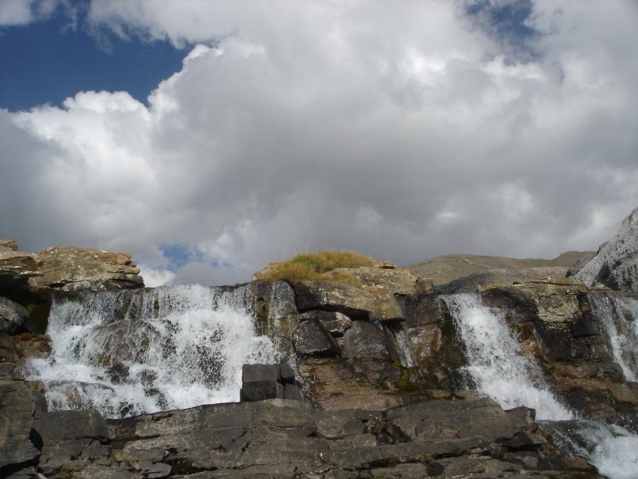 DSC03205.jpg - Cascada de Cotatuero, part I